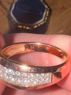 Mooie rosé gouden ring met edelstenen, 18 tot 19, Overige kleuren, Ophalen of Verzenden, Zo goed als nieuw