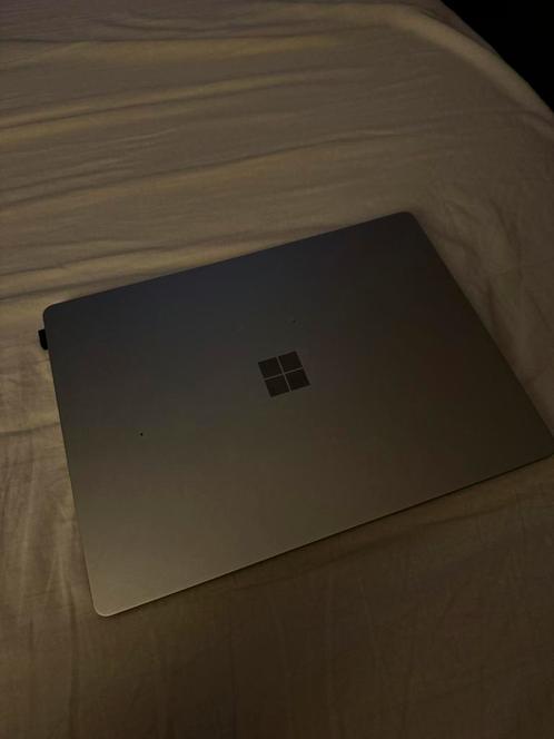 Microsoft Surface Laptop Go, Computers en Software, Windows Laptops, Zo goed als nieuw, SSD, Minder dan 2 Ghz, Ophalen of Verzenden