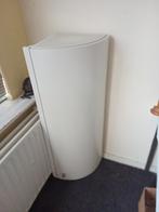 Leuke wand kast - Boxtel, Huis en Inrichting, Kasten | Kledingkasten, Ophalen, 100 tot 150 cm, Minder dan 25 cm, Modern