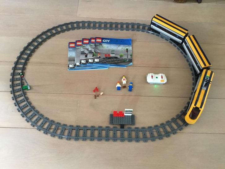 Lego City 60197 treinset Rek5, Kinderen en Baby's, Speelgoed | Duplo en Lego, Gebruikt, Lego, Complete set, Ophalen of Verzenden