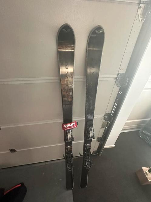 170cm Volant Handmade Platinum (nieuwwaarde €1549+), Sport en Fitness, Skiën en Langlaufen, Zo goed als nieuw, Ski's, Ophalen of Verzenden