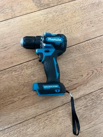 Nieuwe Makita Accuboormachine zonder accu beschikbaar voor biedingen