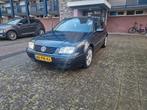 Volkswagen Bora 2.0 85KW 2004 Blauw, Stof, Bora, 4 cilinders, 1984 cc