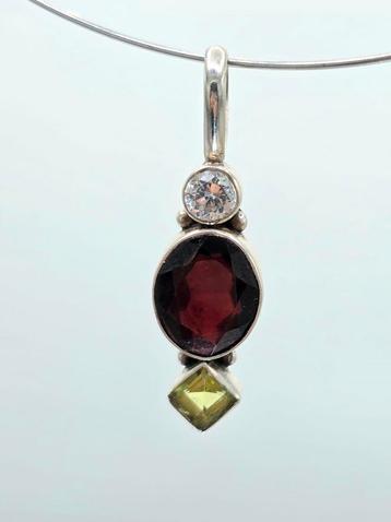 Zilveren Hanger met Citrien,Spinel,Granaat  beschikbaar voor biedingen