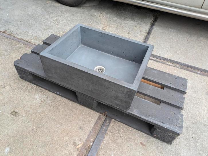 Wasbak - gootsteen beton Antraciet, Huis en Inrichting, Keuken | Keukenelementen, Nieuw, Minder dan 100 cm, 50 tot 100 cm, 25 tot 50 cm