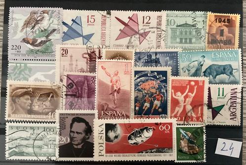 Opruimkavel 24 mix zegels wereld €0,50, Postzegels en Munten, Postzegels | Volle albums en Verzamelingen, Buitenland, Ophalen of Verzenden
