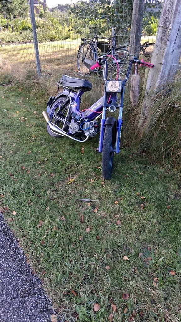 Nette tomos a35, Fietsen en Brommers, Brommers | Tomos, Zo goed als nieuw, Standard, Ophalen