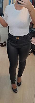 Wit basic shirtje Zara., Kleding | Dames, Nieuw, Ophalen of Verzenden, Korte mouw, Maat 36 (S)