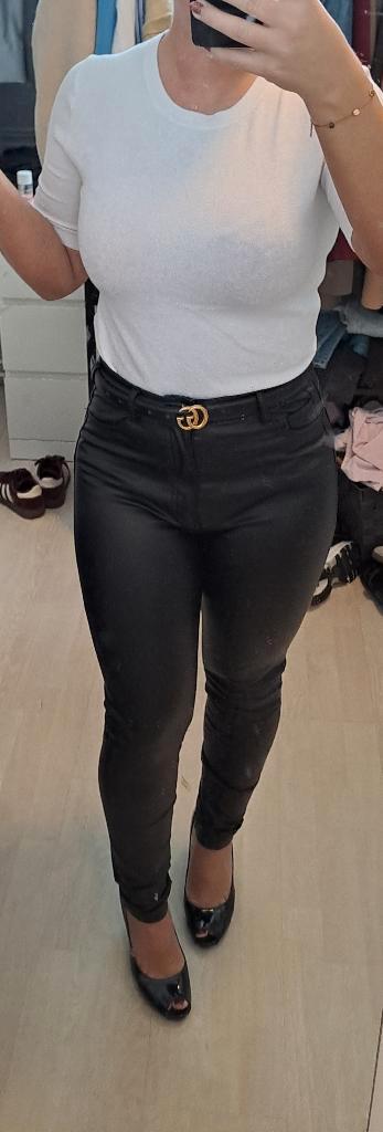 Wit basic shirtje Zara., Kleding | Dames, T-shirts, Nieuw, Maat 36 (S), Wit, Korte mouw, Ophalen of Verzenden