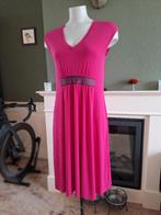 Eroke fuchsia roze jurk IT 42 NL 38 gratis verzenden, Maat 38/40 (M), Verzenden, Zo goed als nieuw, Knielengte