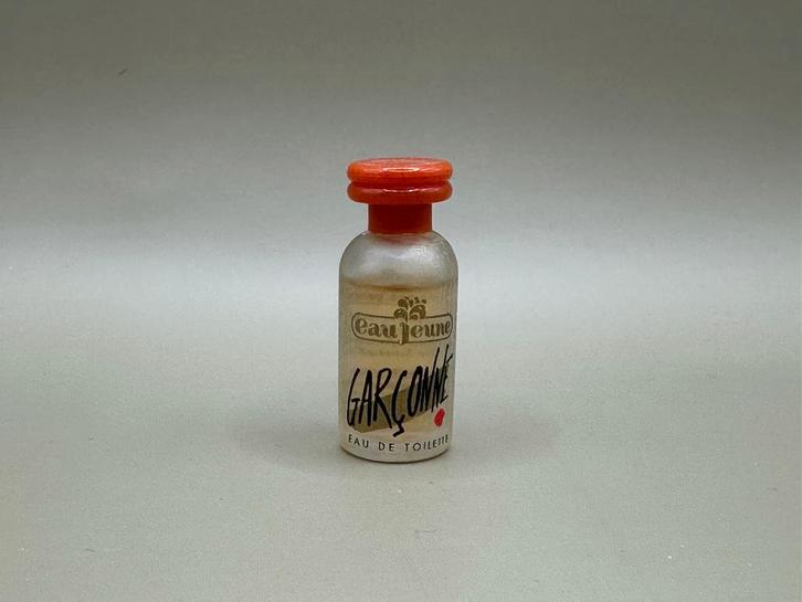 Gemey Garconne Eau Jeune EDT 5 ml, Verzamelen, Parfumverzamelingen, Nieuw, Miniatuur, Gevuld, Verzenden