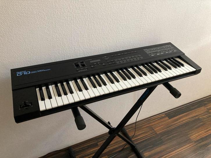 Roland D-10 Synthesizer, Muziek en Instrumenten, Keyboards, Gebruikt, 61 toetsen, Roland, Midi-aansluiting, Ophalen