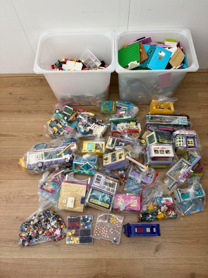 Mega grote partij lego met heel veel boekjes veel friends, Kinderen en Baby's, Speelgoed | Duplo en Lego, Zo goed als nieuw, Ophalen of Verzenden