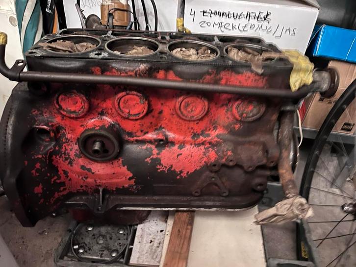 Volvo b20 motor blok met 8 bouts vliegwiel, Auto-onderdelen, Motor en Toebehoren, Volvo, Gebruikt, Ophalen