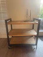 Houten kar met metalen rand en twee bijbehorende wandplanken, Ophalen, 50 tot 100 cm, Zo goed als nieuw, 25 tot 50 cm