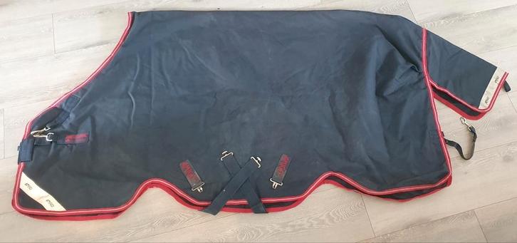 Amigo Bravo 12 plus medium 250gr maat 6,6, Dieren en Toebehoren, Paarden en Pony's | Dekens en Dekjes, Zo goed als nieuw, Deken