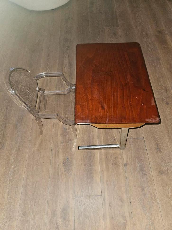 Oud Lessenaartje met Stoel, Huis en Inrichting, Stoelen, Gebruikt, Eén, Hout, Kunststof, Metaal, Bruin, Ophalen of Verzenden