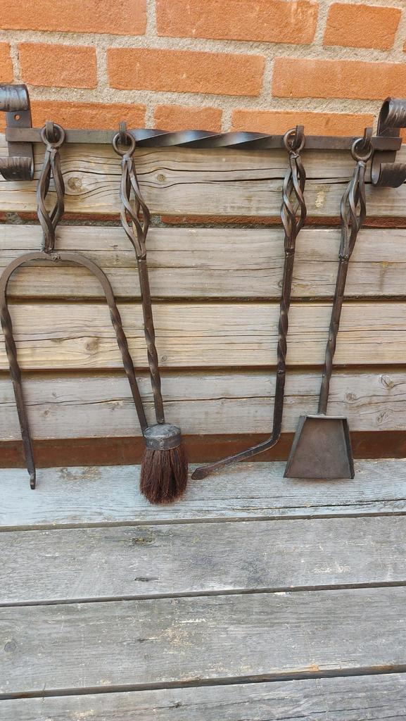 Smeedijzer Haardstel 4-delig met Beugel, Huis en Inrichting, Haarden, Ophalen of Verzenden