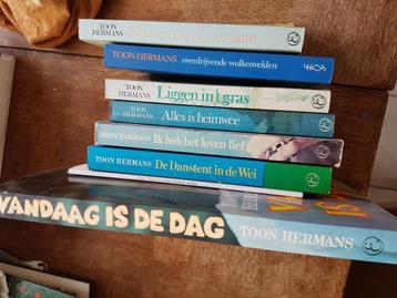 8x Toon Hermans beschikbaar voor biedingen