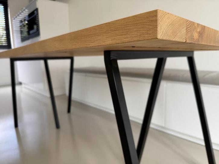 Massief eikenhouten tafel met HAY Loop Stand Frame, Huis en Inrichting, Tafels | Eettafels, Zo goed als nieuw, 50 tot 100 cm, 150 tot 200 cm