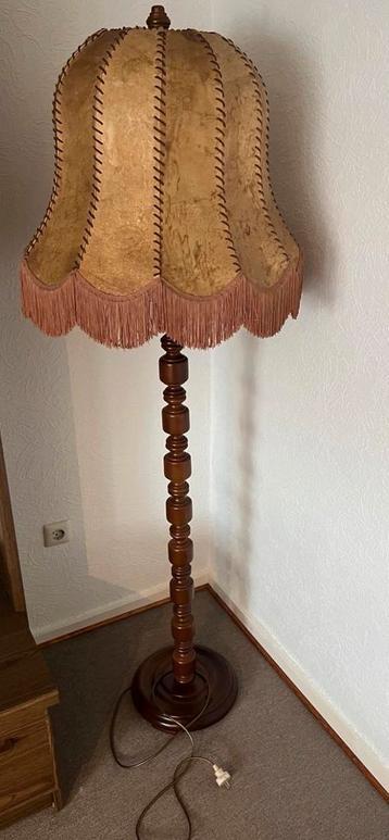 Vintage vloerlamp kap leder top staat schemerlamp retro beschikbaar voor biedingen