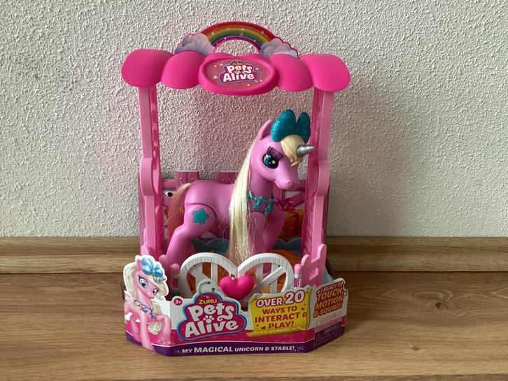 Zuru Pets Alive S1 unicorn mijn magische eenhoorn robot stal, Kinderen en Baby's, Speelgoed | Actiefiguren, Zo goed als nieuw
