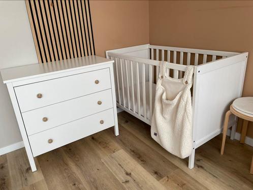 Baby ledikant en commode (Ikea Sundvik en Koppang), Kinderen en Baby's, Kinderkamer | Complete kinderkamers, Gebruikt, Jongetje of Meisje