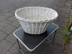 witte mand, Huis en Inrichting, Ophalen, Gebruikt, Rond, Riet