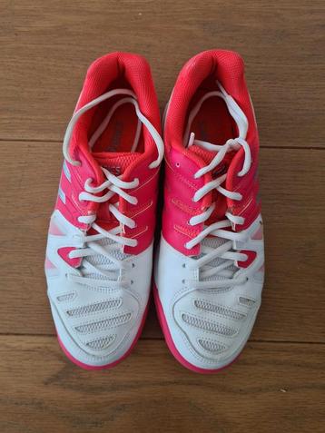 Asics Gel Game Kids Tennisschoenen Maat 37,5 Super netjes beschikbaar voor biedingen