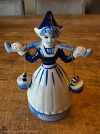 Delfts Blauw Beeldje Meisje met Juk, Antiek en Kunst, Ophalen of Verzenden