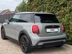 Mini Cooper 1.5 Camden Edition HuD CarPlay, Gebruikt, Zwart, 4 stoelen, Bedrijf