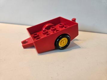 Lego Duplo Aanhanger Rood beschikbaar voor biedingen