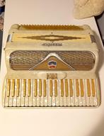 Maestro piano accordeon, Muziek en Instrumenten, Accordeons, Ophalen, Gebruikt, 80-bas, Overige merken