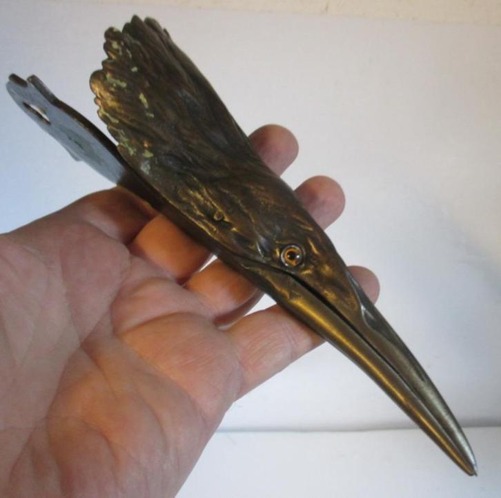antieke Vienna bronze papier brief houder arend glazen ogen, Antiek en Kunst, Curiosa en Brocante, Verzenden