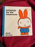 Nijntje in de sneeuw/ Dick Bruna, Ophalen of Verzenden, Zo goed als nieuw