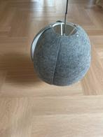 Grijze Vilt Lamp - Modern Design, Huis en Inrichting, Ophalen, Zo goed als nieuw, Stof, Minder dan 50 cm