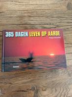 365 Dagen Leven op Aarde - Philippe Bourseiller, Ophalen of Verzenden, Gelezen, Natuur algemeen