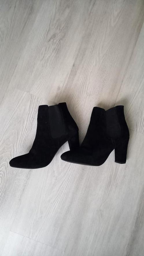 Zwarte enkellaarzen, maat 39, Kleding | Dames, Schoenen, Zo goed als nieuw, Lage of Enkellaarzen, Zwart, Ophalen of Verzenden