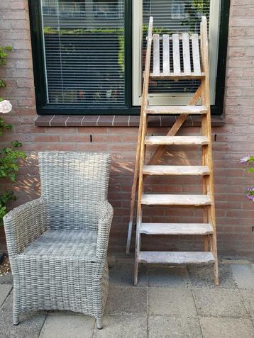 vintage schilderstrap houten trap decoratie beschikbaar voor biedingen