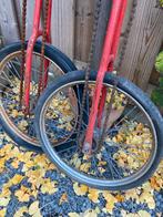 Schuurvondst 2x Hoge (ketting) eenwielers, Fietsen en Brommers, Fietsen | Eenwielers, Ophalen, Gebruikt, Nvt, Nvt