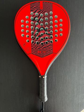 Padel racket kuilma volwassenen beschikbaar voor biedingen
