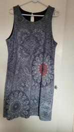 Jurkje, Kleding | Dames, Jurken, Maat 42/44 (L), Ophalen of Verzenden, Zo goed als nieuw, Knielengte