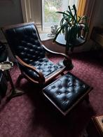 Chesterfield vintage stoel + voetenbank - Zwart, Antiek en Kunst, Antiek | Meubels | Stoelen en Banken, Ophalen
