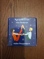 Yogaspelkaarten voor kinderen Helen purperhart, Boeken, Esoterie en Spiritualiteit, Ophalen of Verzenden, Zo goed als nieuw, Tarot of Kaarten leggen