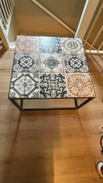 Leuk tegeltjes bijzettafel!, Ophalen, Gebruikt, 50 tot 100 cm, Vierkant