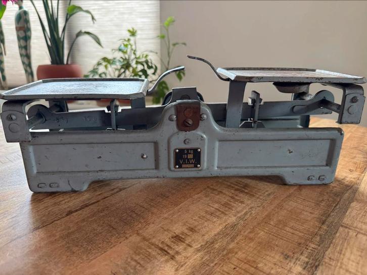 Oude weegschaal, Antiek en Kunst, Curiosa en Brocante, Ophalen of Verzenden