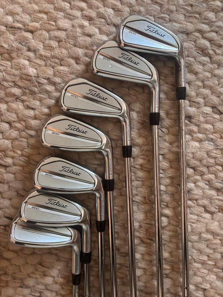 Titleist T200 (2023), Sport en Fitness, Golf, Zo goed als nieuw, Set, Ophalen