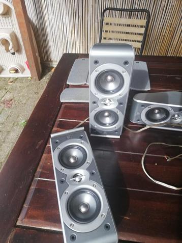 Speakerset van JBL surround 5.1 beschikbaar voor biedingen