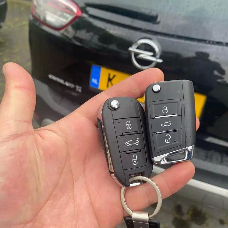 Auto Sleutel Inleren,klonen en graveren VW/Audi/BMW en meer!, Auto-onderdelen, Dashboard en Schakelaars, Audi, BMW, Ford, Mazda