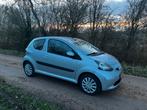 Toyota Aygo 1.0 VVT-i | 3-deurs | Airco | Lage KM |, Voorwielaandrijving, Stof, Zwart, 4 stoelen